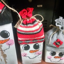 Happiness Is Homemade - Cute little snowmen.