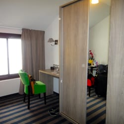 Hôtel Panorama - Spacious Area: Closet