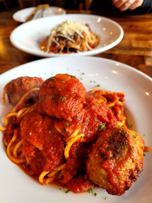 House of Meatballs by null