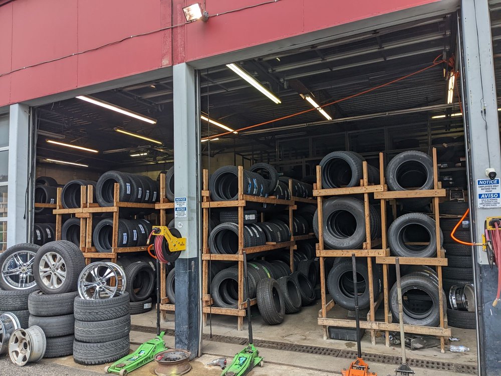 J’S DISCOUNT TIRE Updated August 2024 26 Photos & 15 Reviews 3010