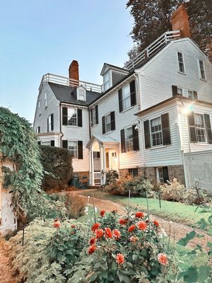 Ropes Mansion and Garden by null