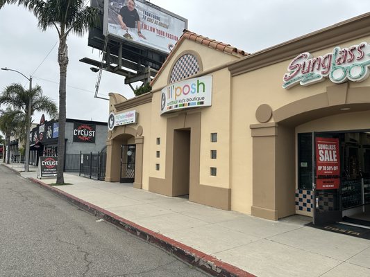 Lil' Posh Resale Kid's Boutique