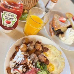 Arandas Cafe