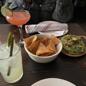 Buena Vida Cantina - GUACAMOLE - Mexican Near Me - San Francisco, California