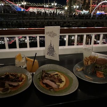 Lamplight Lounge - Al Pastor Pork Chop, Cheddar Burger*, Sunrise Spectacular - New American Near Me - Anaheim, California Lamplight Lounge - Al Pastor Pork Chop, Cheddar Burger*, Sunrise Spectacular - New American Near Me - Anaheim, California