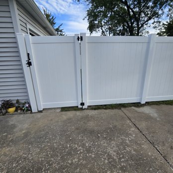 Mr Fence - Fences & Gates Near Me