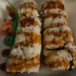 Sosu Japanese - Hollywood roll