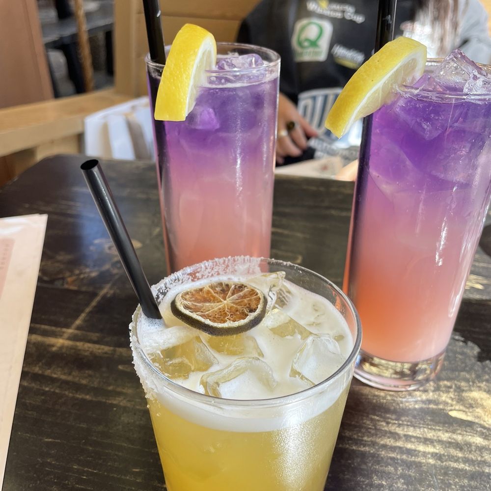Porch - Happy hour cocktails - Comfort Food Near Me - Calgary, Alberta Porch - Happy hour cocktails - Comfort Food Near Me - Calgary, Alberta