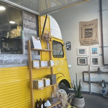 Farm Cup Coffee - Coffee & Tea Near Me - West Hollywood, California Farm Cup Coffee - Coffee & Tea Near Me - West Hollywood, California