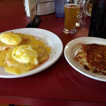 Tofflers Pub & Grill - Eggs Benedict + hash browns...a great breakfast (especially for only $6.95!) - Pubs Near Me - New Glarus, Wisconsin