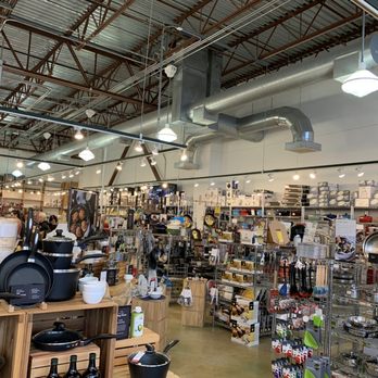 Sur La Table - Kitchen Supplies Near Me - Cincinnati, Ohio