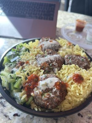 Milo's Pita by null