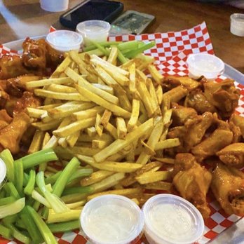 Backdoor Pizzeria - Wings and fries - Pizza Near Me - Hockley, Texas