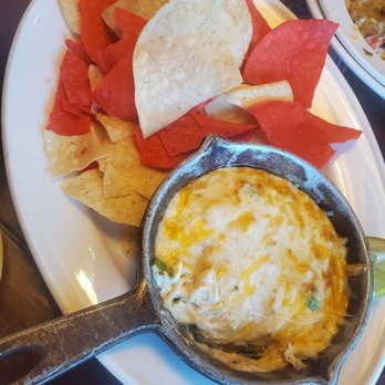 Bahama Breeze - Crab cheese dip - Bars Near Me - Miami, Florida