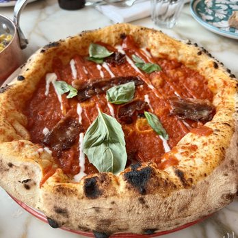 Pink Mamma - Make it hot pizza - Steakhouses Near Me - Paris, 75 Pink Mamma - Make it hot pizza - Steakhouses Near Me - Paris, 75