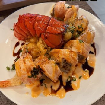 Kakuna Sushi - Sushi Bars Near Me - Milpitas, California