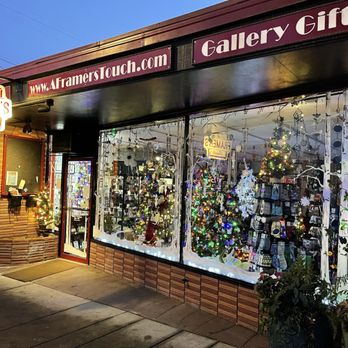 A Framer's Touch - Christmas 2021 - Framing Near Me - Forest Grove, Oregon