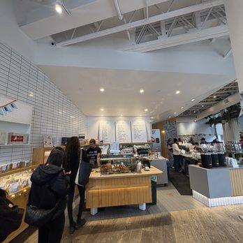 Verve Coffee Roasters - Bar area - Coffee & Tea Near Me - Palo Alto, California Verve Coffee Roasters - Bar area - Coffee & Tea Near Me - Palo Alto, California