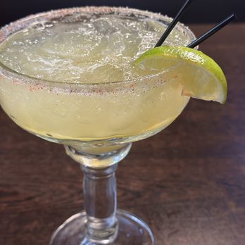 Breaking Crab - Classic Margarita - Seafood Near Me - Waterbury, Connecticut