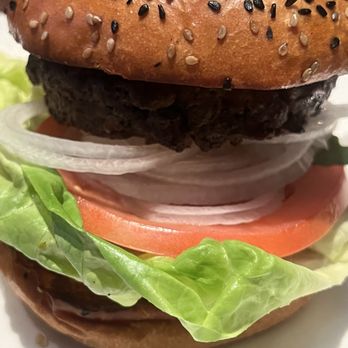 Yard House - Amazing Burger with 100% Real Beef - Bars Near Me - Tampa, Florida Yard House - Amazing Burger with 100% Real Beef - Bars Near Me - Tampa, Florida