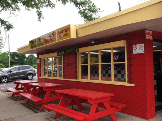 35th Street Red Hots by null