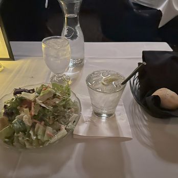 The Bull Pen - salad; G&T; bread rolls - Steakhouses Near Me - Redondo Beach, California The Bull Pen - salad; G&T; bread rolls - Steakhouses Near Me - Redondo Beach, California