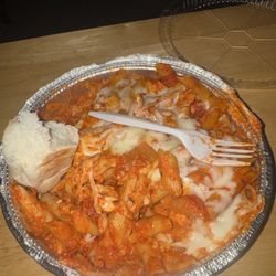 Union Pizza - Penne Ala Vodka with Chicken