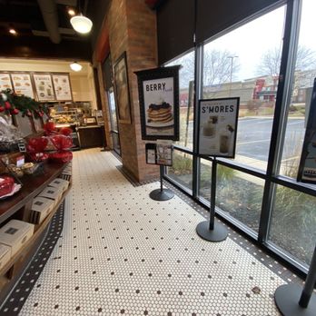 Corner Bakery - Entry - Breakfast & Brunch Near Me - Warrenville, Illinois