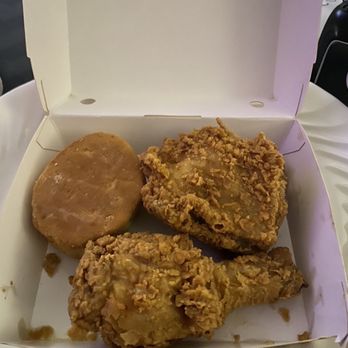Jollibee - They only serve dark meat - Fast Food Near Me - Bloomingdale, Illinois Jollibee - They only serve dark meat - Fast Food Near Me - Bloomingdale, Illinois