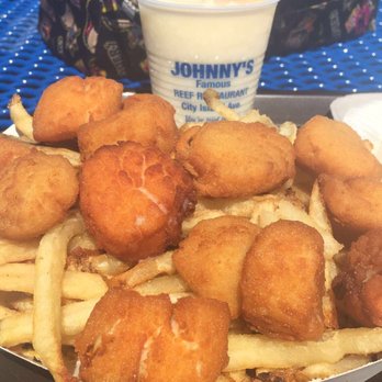Johnny's Reef Restaurant - Fried Scallops with a Piña Colada - Seafood Near Me - Bronx, New York