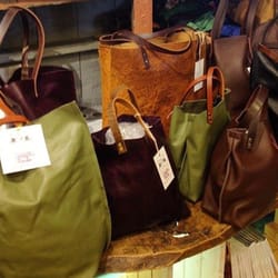 Liliths Garden - 2 sizes of leather bags