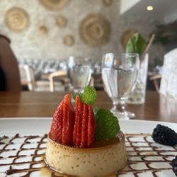 Flor De Maiz - Flan - delicious! And I'm not a flan girly