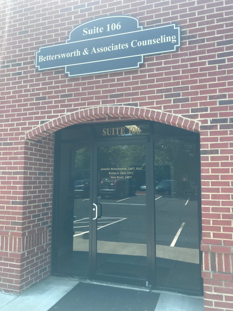 Bettersworth & Associates - grief counselor in Bowling Green, KY