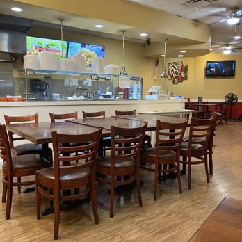 Frito Chicken - Inside - Chicken Wings Near Me - Ashburn, Virginia