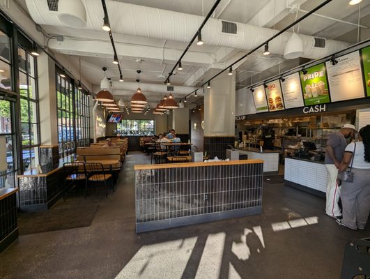 Shake Shack West Midtown by null