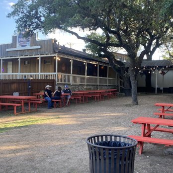 B-Daddy's BBQ - Outdoor dining - Barbeque Near Me - Helotes, Texas B-Daddy's BBQ - Outdoor dining - Barbeque Near Me - Helotes, Texas