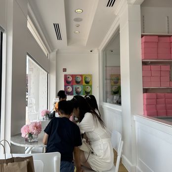 Georgetown Cupcake - Cupcakes Near Me - Washington, DC, District of Columbia Georgetown Cupcake - Cupcakes Near Me - Washington, DC, District of Columbia