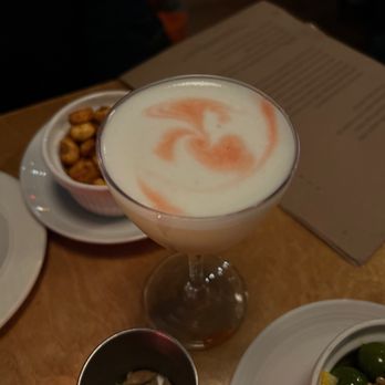 GusGus - The Taylor Swift - Bars Near Me - Saint Paul, Minnesota