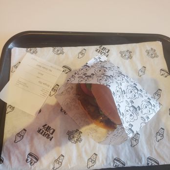 Mister Dips - Single pattie burger, - Wine Bars Near Me - New York, New York Mister Dips - Single pattie burger, - Wine Bars Near Me - New York, New York