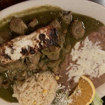 Sol y Luna - Chili Plato de Chile Verde - Mexican Near Me - Tarzana, California Sol y Luna - Chili Plato de Chile Verde - Mexican Near Me - Tarzana, California