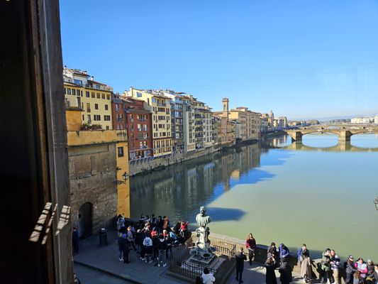 Corridoio Vasariano by null