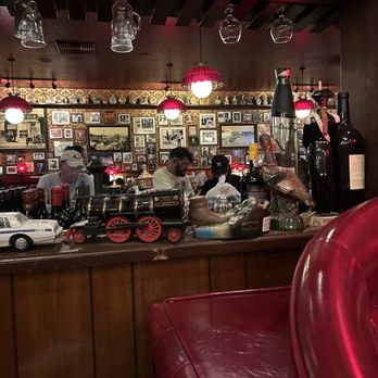Harry's Plaza Cafe - View at back bar - American Near Me - Santa Barbara, California Harry's Plaza Cafe - View at back bar - American Near Me - Santa Barbara, California