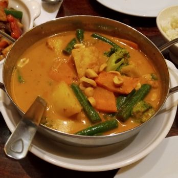 Rasa - Massaman Curry tofu and vegetables - Malaysian Near Me - New York, New York