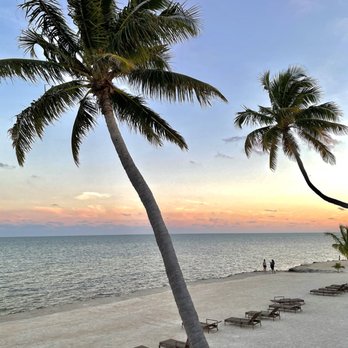 Hideaway Cafe - Wonderful sunset - Cafes Near Me - Marathon, Florida Hideaway Cafe - Wonderful sunset - Cafes Near Me - Marathon, Florida