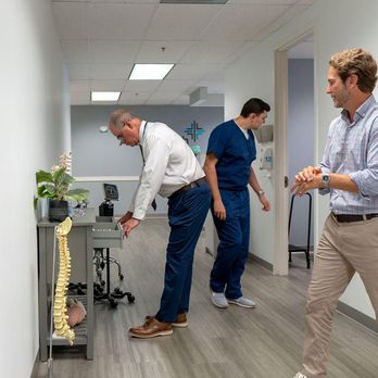 Maxim Spine - Hallway. - Spine Surgeons Near Me - Cedar Knolls, New Jersey Maxim Spine - Hallway. - Spine Surgeons Near Me - Cedar Knolls, New Jersey