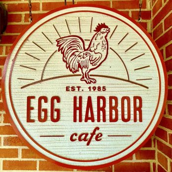 Egg Harbor Café - Exterior - Breakfast & Brunch Near Me - Lake Forest, Illinois