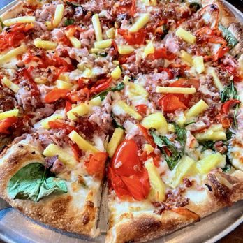 Davinci's Pizza - a pizza on a plate - Pizza Near Me - Atlantic Beach, Florida Davinci's Pizza - a pizza on a plate - Pizza Near Me - Atlantic Beach, Florida