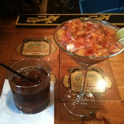 Soul de Cuba Cafe - Cuba libre y Ceviche de camarones y conchas