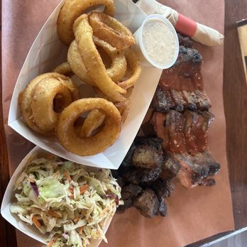 Rib Shack Barbecue - Combo plate with burnt ends and ribs - Barbeque Near Me - Eagle, Idaho Rib Shack Barbecue - Combo plate with burnt ends and ribs - Barbeque Near Me - Eagle, Idaho