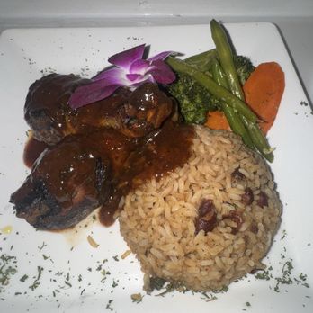 D’Garden Caribbean Bar & Grill - Jerk chicken - Caribbean Near Me - Brooklyn, New York